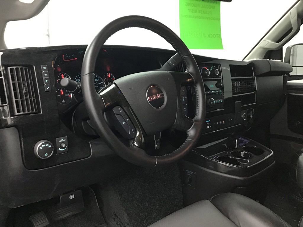 Used 2021 GMC Savana 2500 image 21