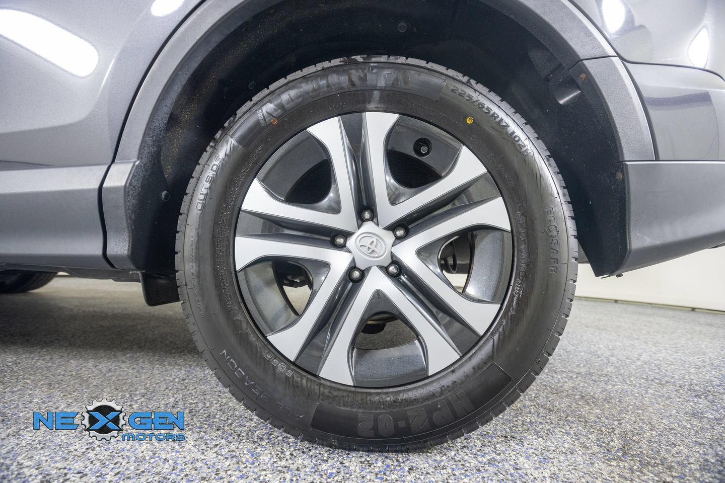Used 2016 Toyota RAV4 LE FWD image 44