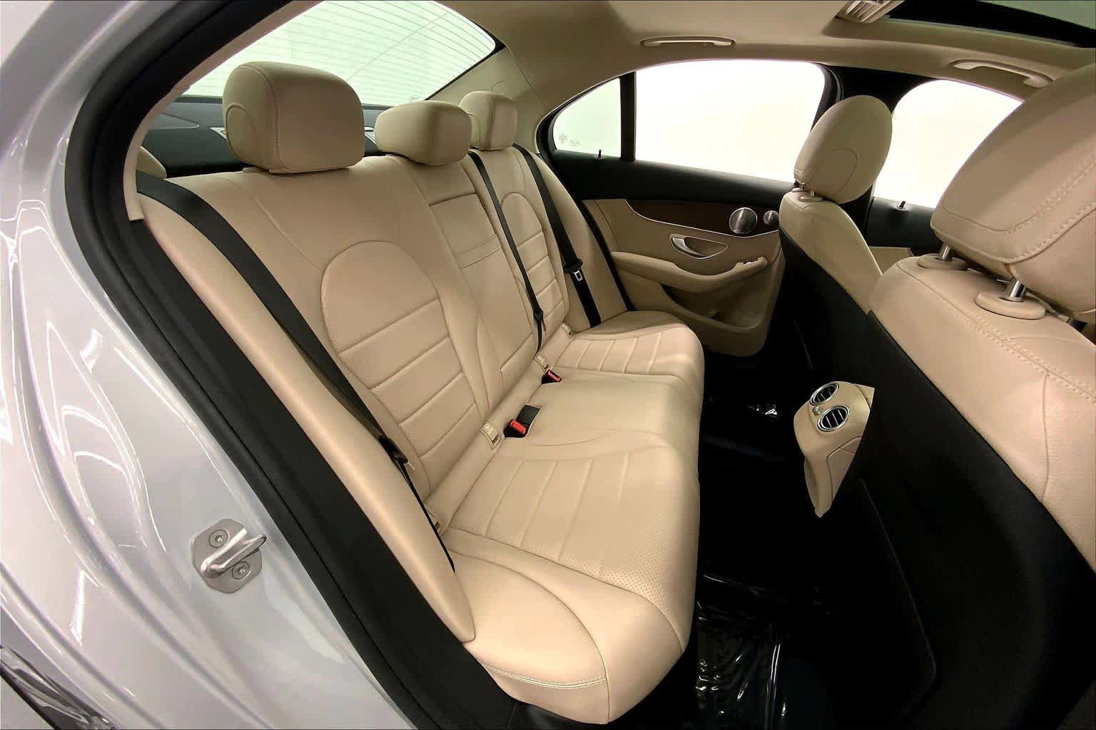 Used 2021 Mercedes-Benz C 300 Sedan image 13