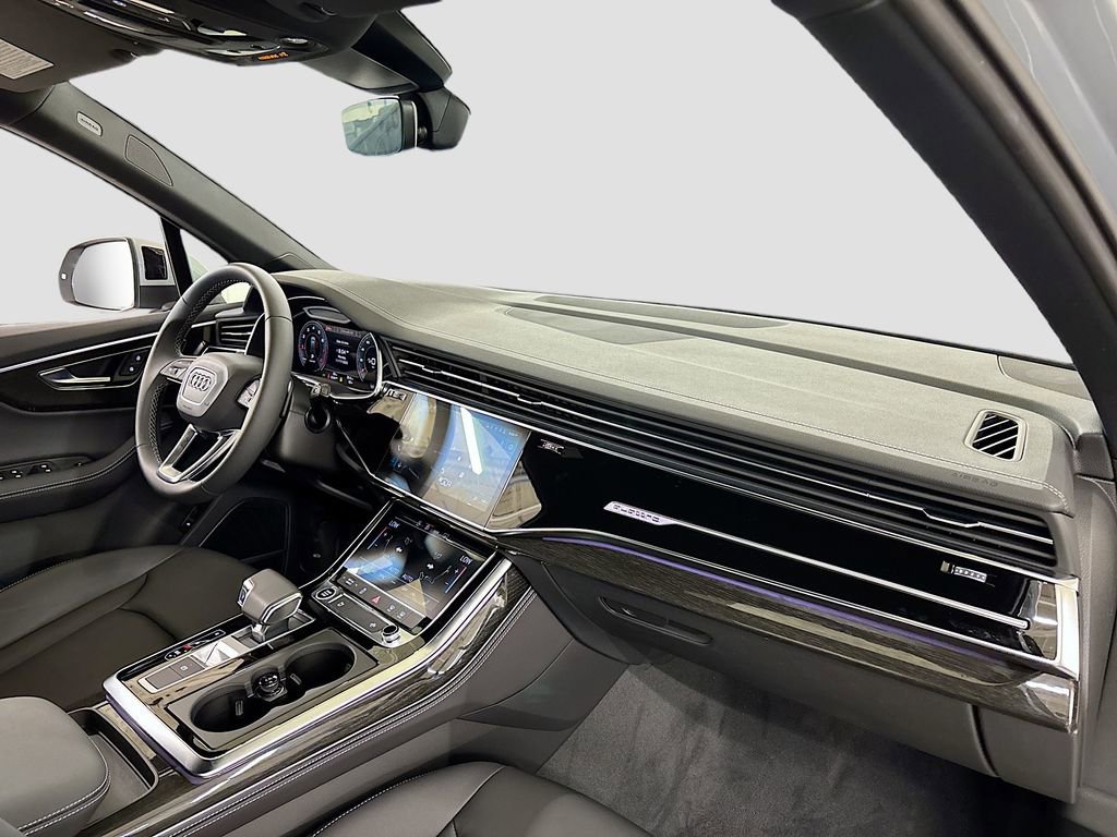 Used 2025 Audi Q7 2.0T Premium Plus image 14