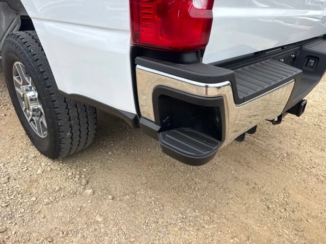 Used 2025 Ford F250 XLT w/ FX4 Off-Road Package AWD/4WD image 12