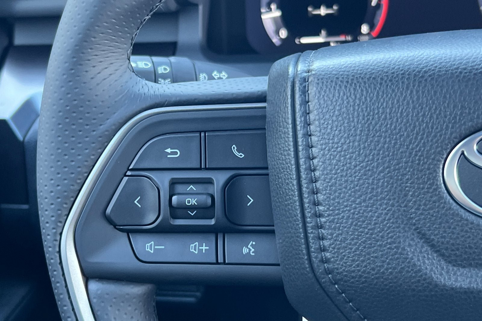 New 2026 Toyota 4Runner TRD Sport Premium AWD/4WD image 23