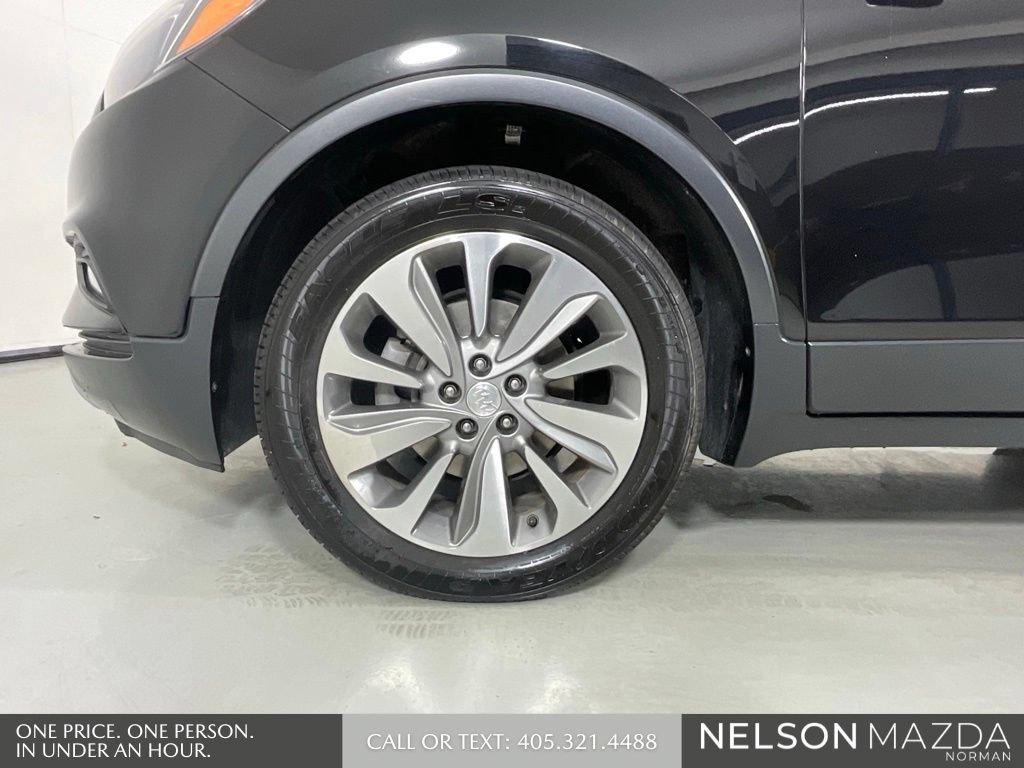 Used 2019 Buick Encore Sport Touring FWD image 10