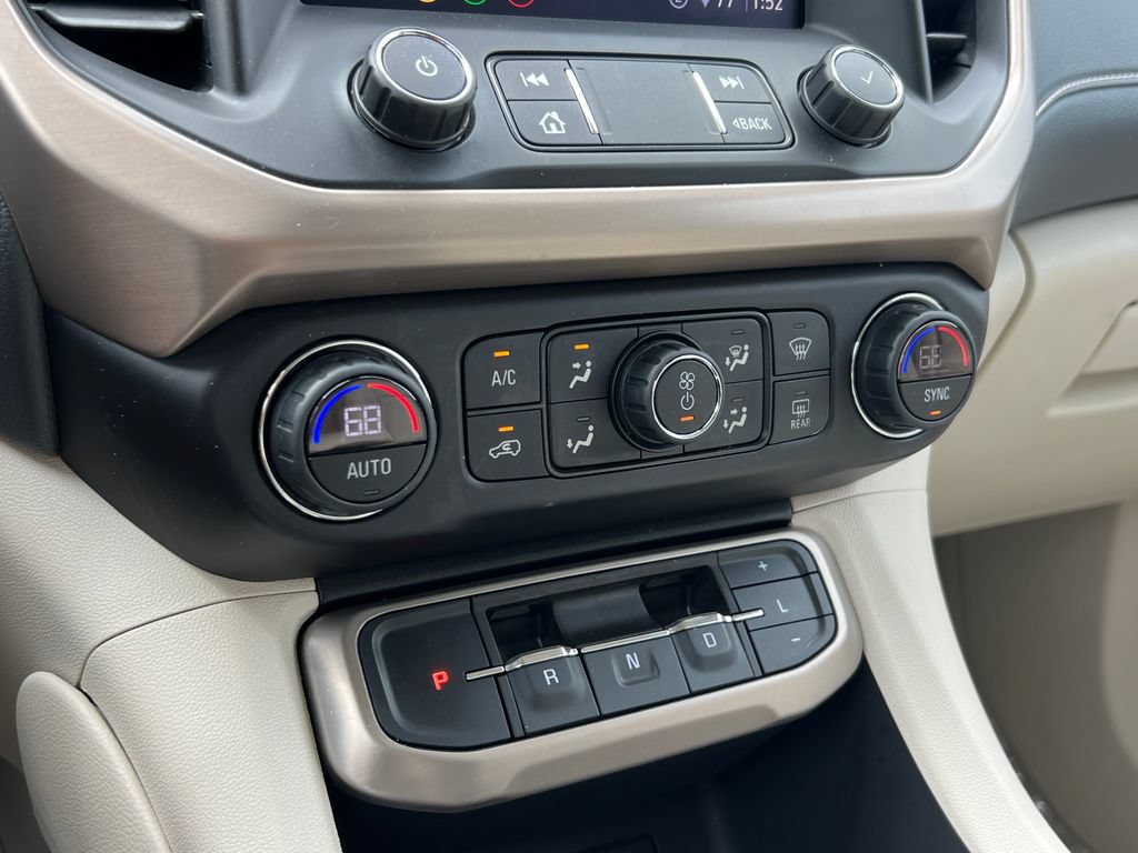 Used 2020 GMC Acadia Denali w/ LPO, Adventure Package AWD/4WD image 35