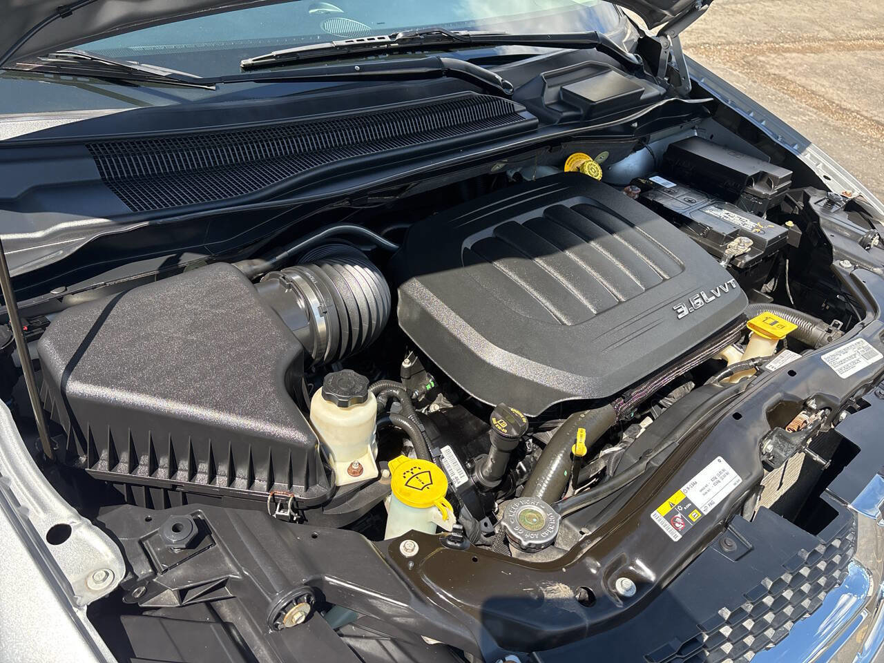 Used 2014 Dodge Grand Caravan American Value Package FWD image 30