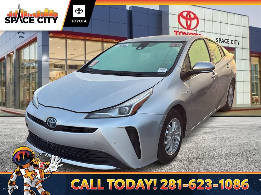 Used 2022 Toyota Prius L Eco