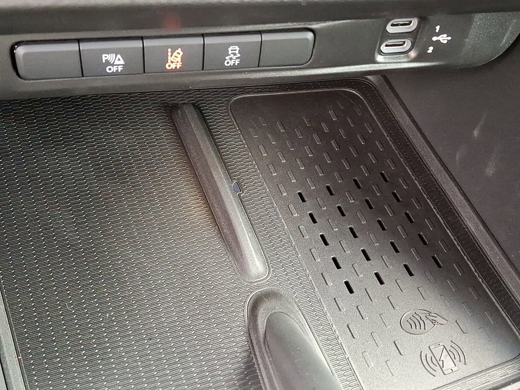 Used 2024 Dodge Charger R/T w/ Plus Group image 24