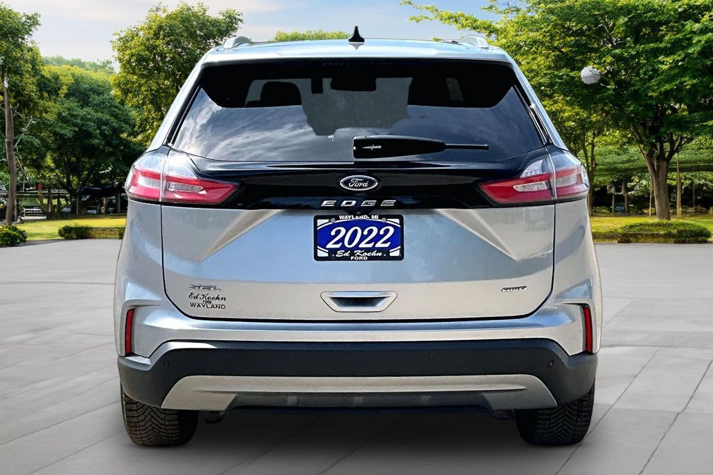 Used 2022 Ford Edge SEL w/ Convenience Package AWD/4WD image 4