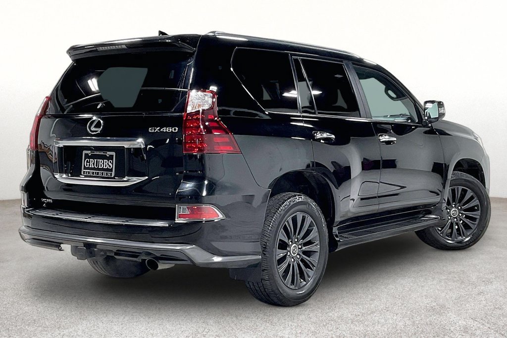 Used 2022 Lexus GX 460 Premium w/ Accessory Package AWD/4WD image 2