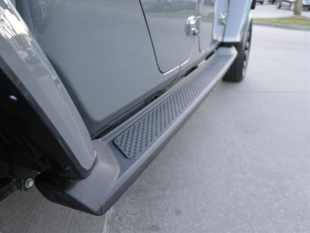 Used 2022 Jeep Gladiator Overland image 8