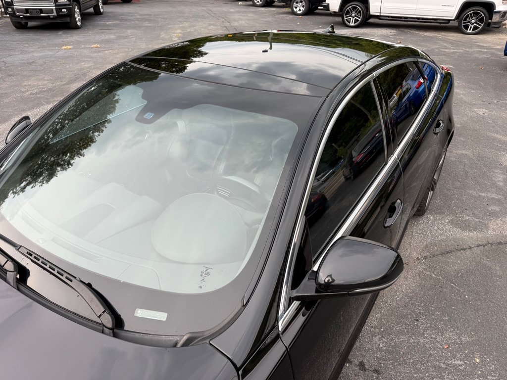 Used 2014 Jaguar XJ R LWB RWD image 26