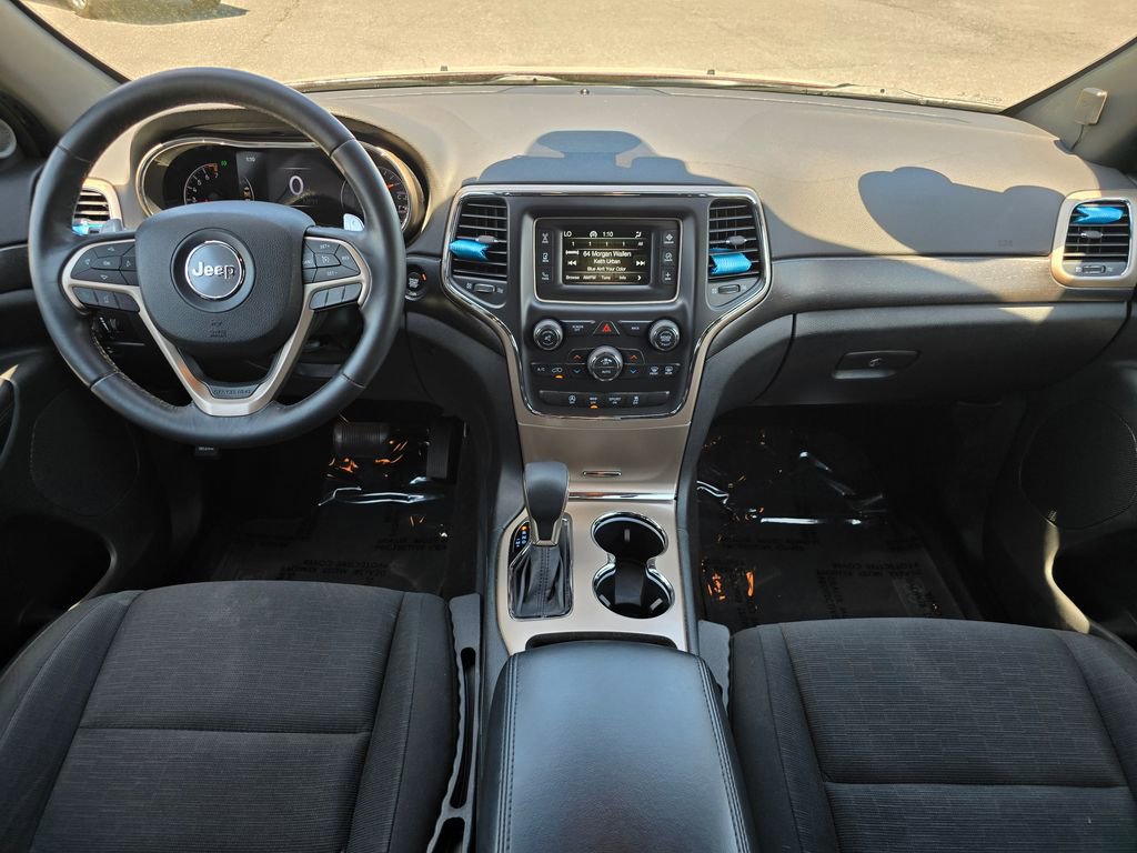 Used 2016 Jeep Grand Cherokee Laredo w/ Quick Order Package 23E AWD/4WD image 5