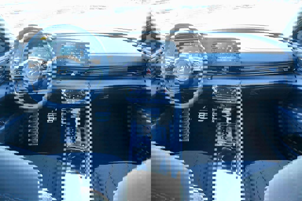 New 2026 Hyundai Elantra SEL Sport Premium w/ Cargo Package image 6