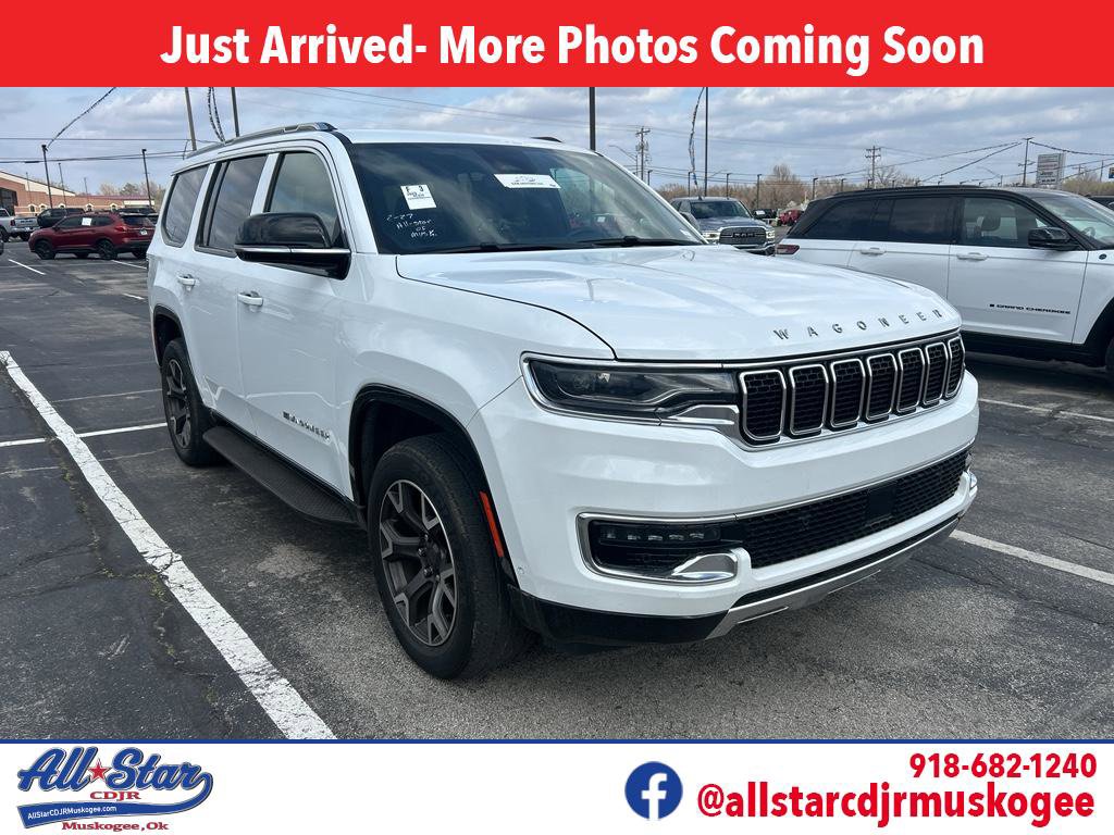 Used 2023 Jeep Wagoneer Series III w/ Preferred Equipment Group image 1