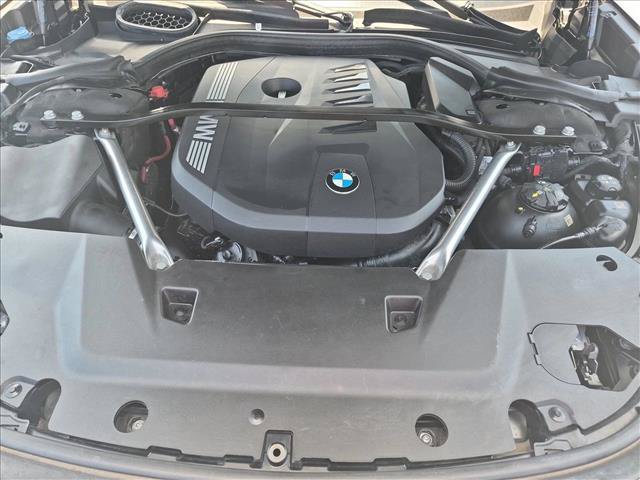 Used 2023 BMW 740i w/ Parking Assistance Package RWD image 24