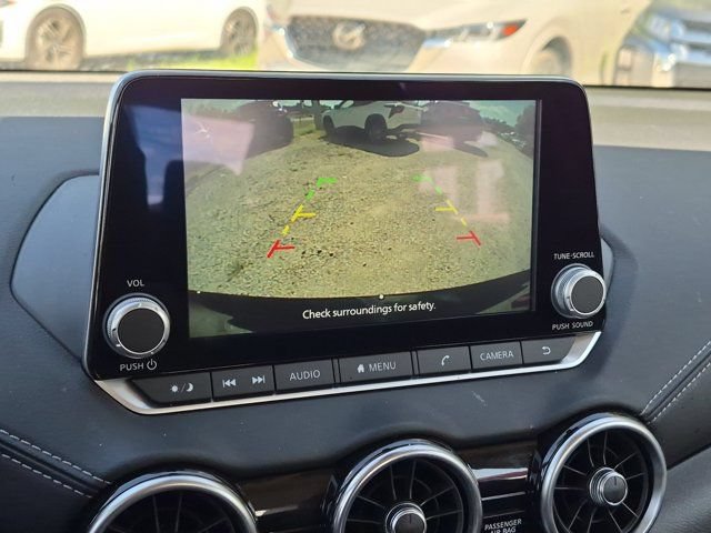 Used 2025 Nissan Sentra SV FWD image 14
