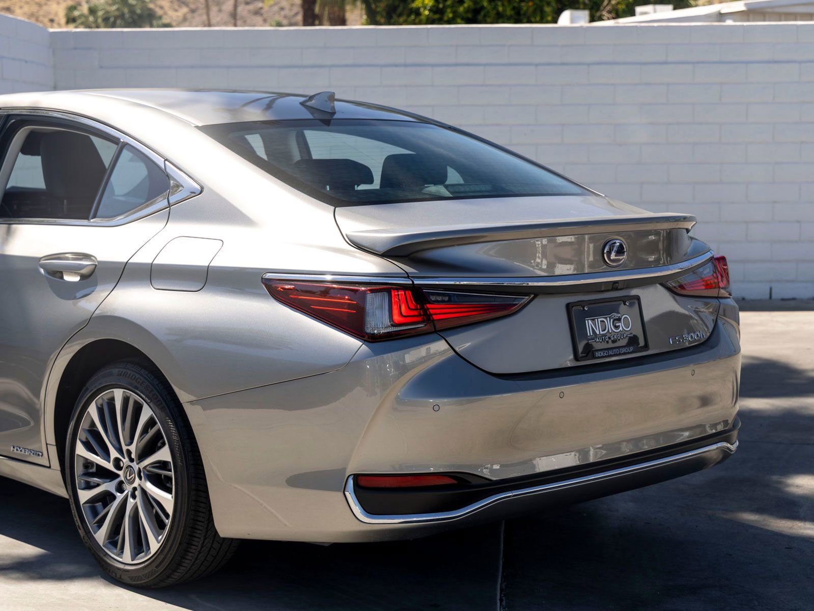 Used 2021 Lexus ES 300h w/ Premium Package image 8