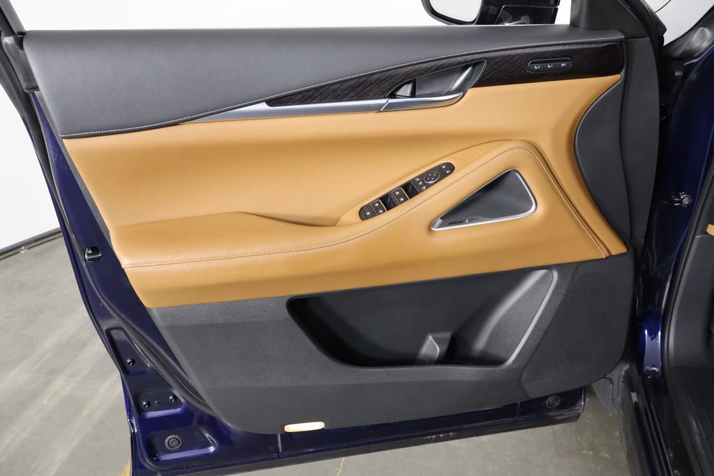 Used 2023 INFINITI QX60 Sensory w/ Cargo Package FWD image 20