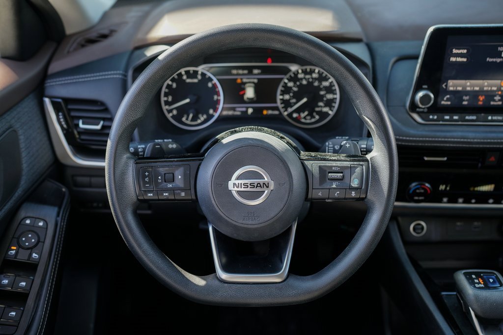 Used 2021 Nissan Rogue SV image 27