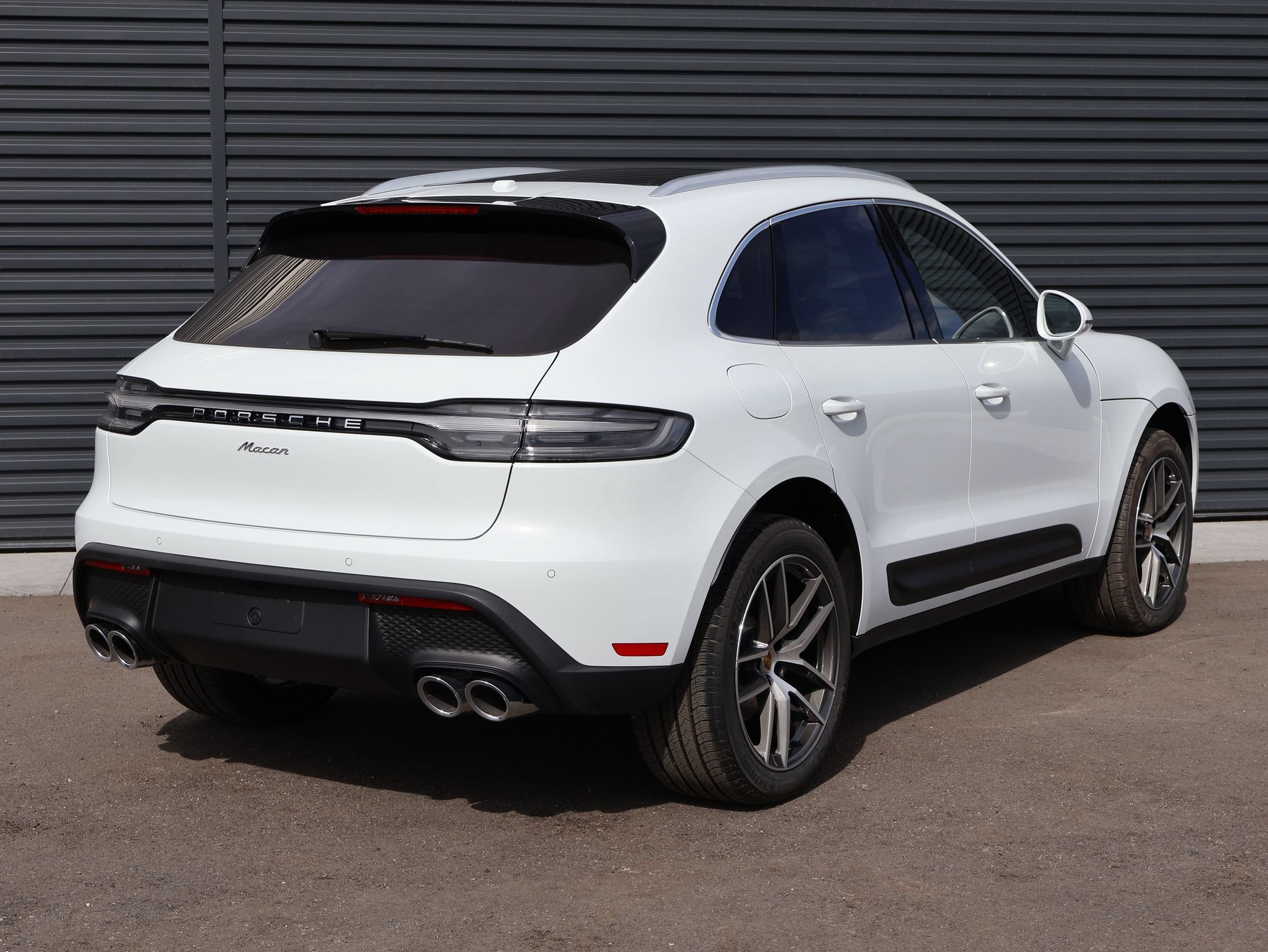 New 2026 Porsche Macan AWD/4WD image 9