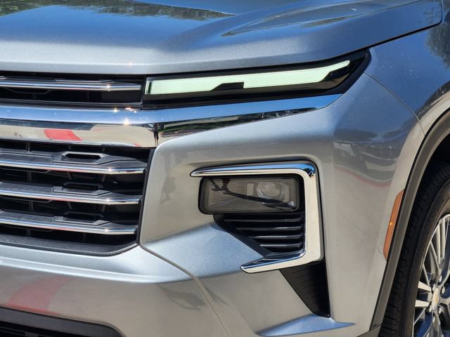 Used 2026 Chevrolet Traverse LT FWD image 16