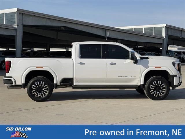 Certified 2025 GMC Sierra 2500 Denali Ultimate AWD/4WD image 3