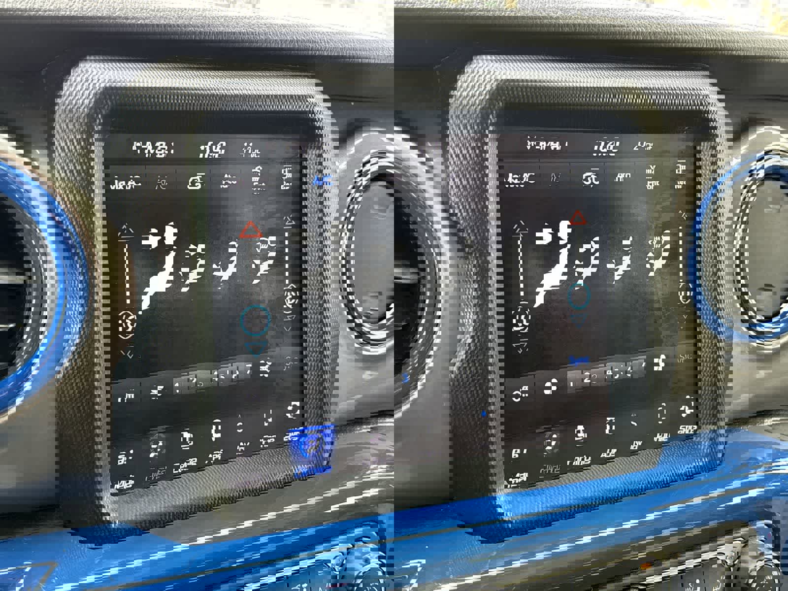 Used 2021 Jeep Wrangler Unlimited Sahara w/ Uconnect 4C Nav & Sound Group image 15