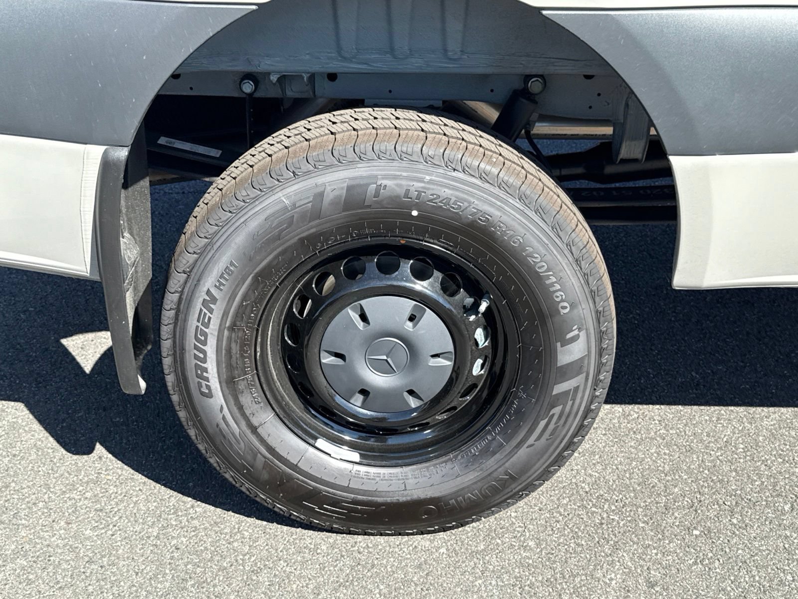 New 2026 Mercedes-Benz Sprinter 2500 image 13