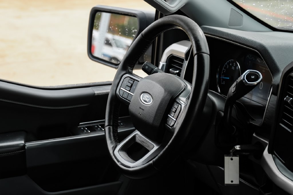 Used 2021 Ford F150 XLT w/ Equipment Group 301A Mid AWD/4WD image 10