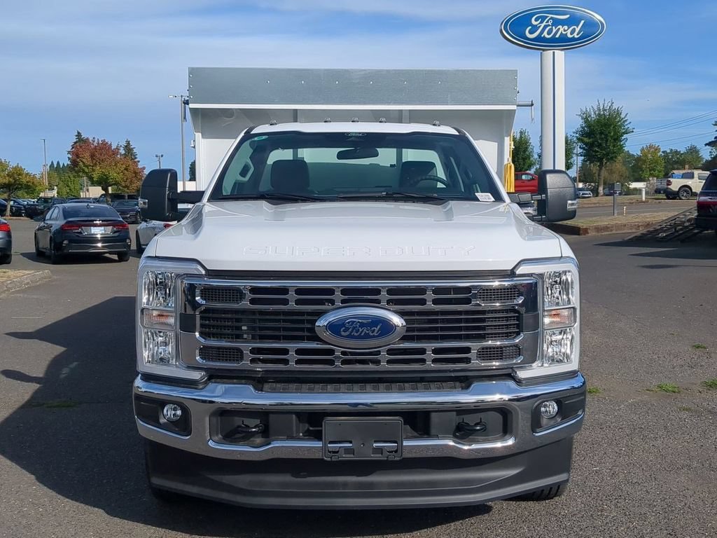 New 2024 Ford F350 XL w/ XL Chrome Package AWD/4WD image 8