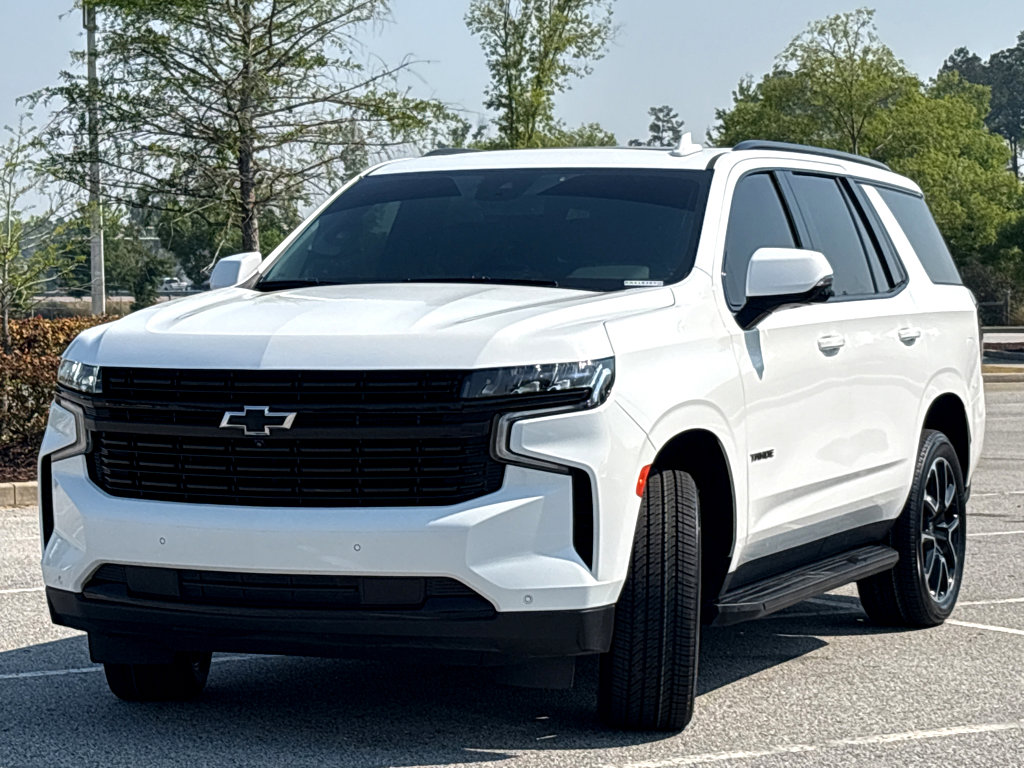 Used 2024 Chevrolet Tahoe RST w/ Luxury Package RWD image 3