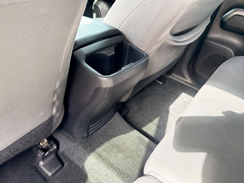 Used 2020 Toyota Tacoma SR5 RWD image 26