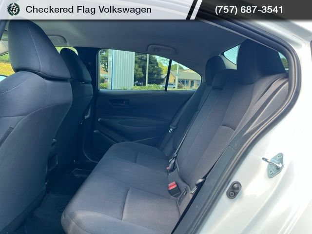 Used 2022 Toyota Corolla LE FWD image 25