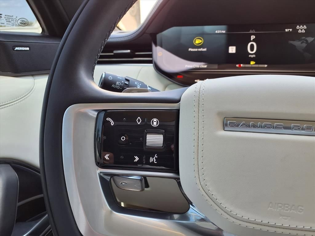 Used 2025 Land Rover Range Rover Long Wheelbase SE AWD/4WD image 24