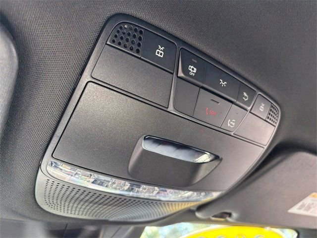 Used 2022 Mercedes-Benz GLC 300 w/ Premium Package Lite image 38