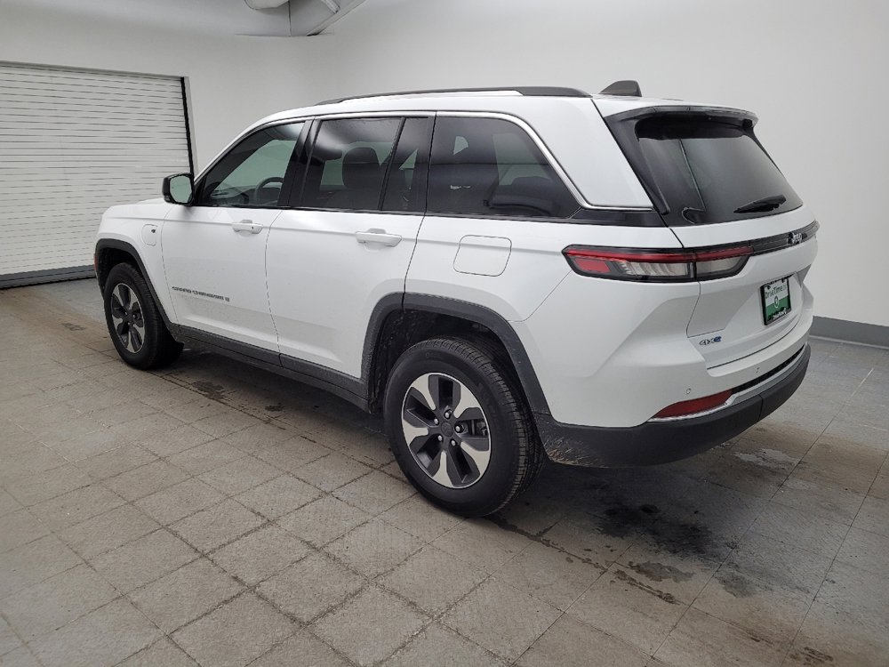 Used 2022 Jeep Grand Cherokee Limited 4xe image 3