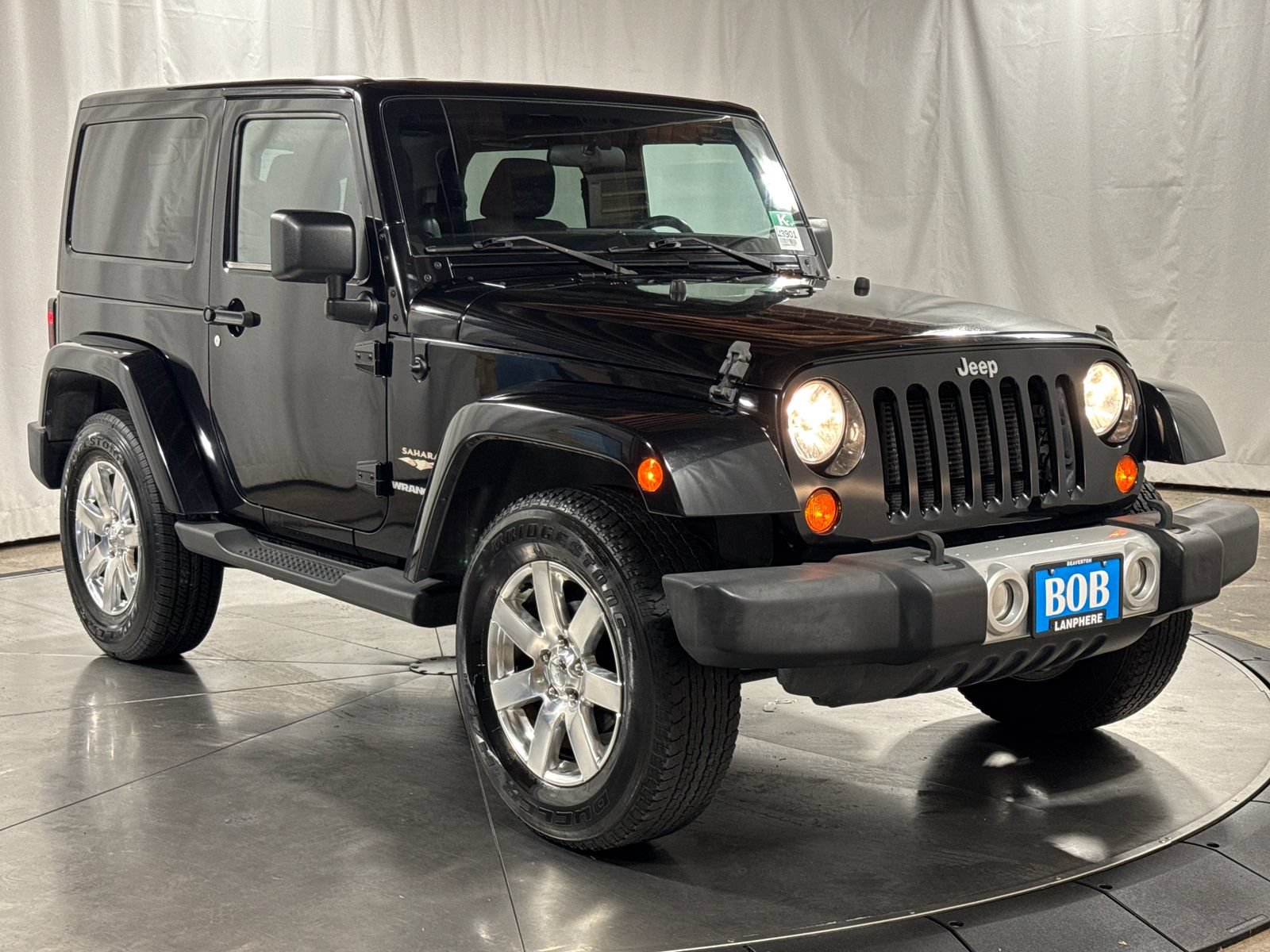 Used 2012 Jeep Wrangler Sahara w/ Connectivity Group AWD/4WD image 7