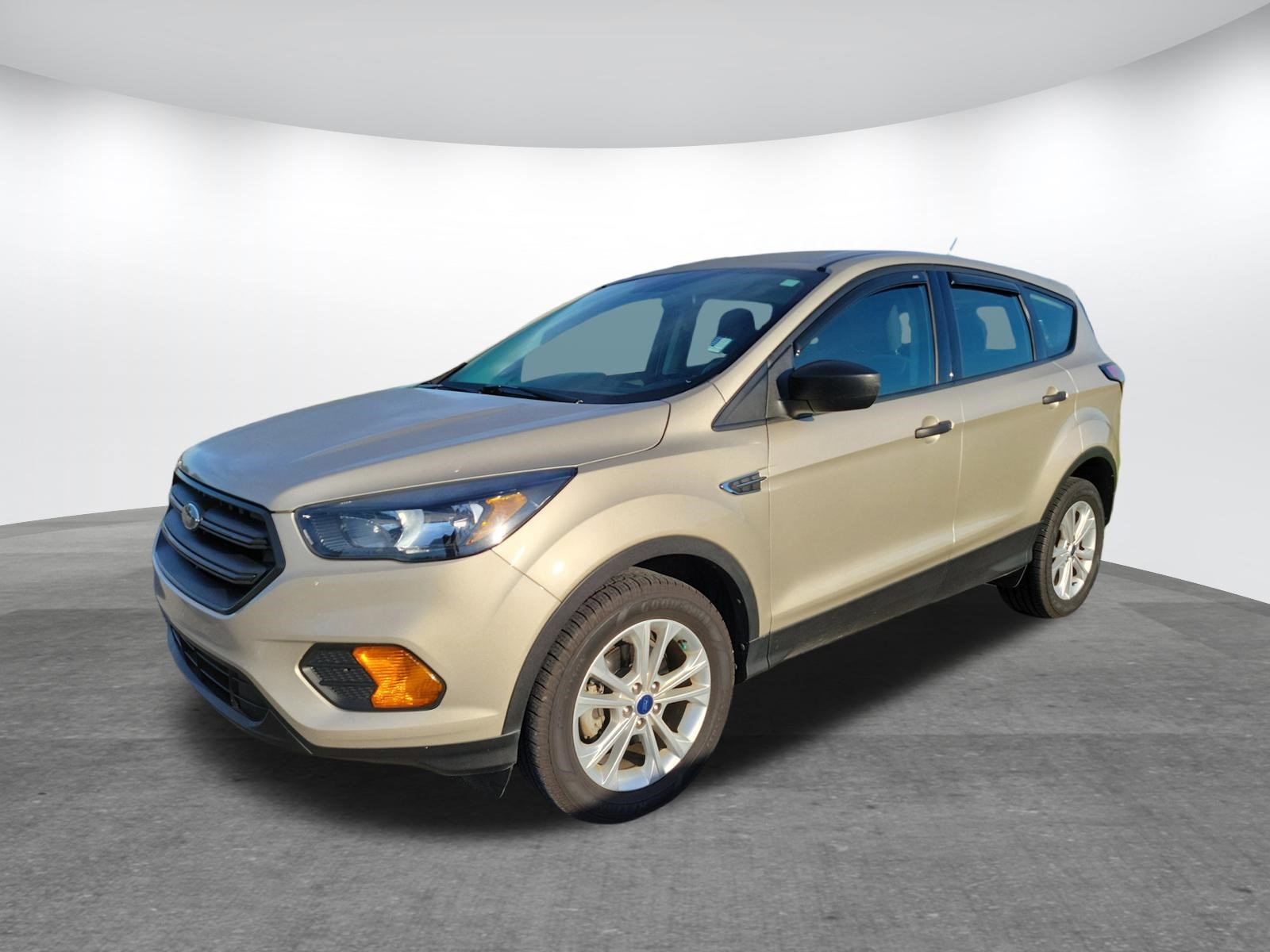Used 2018 Ford Escape S FWD image 3