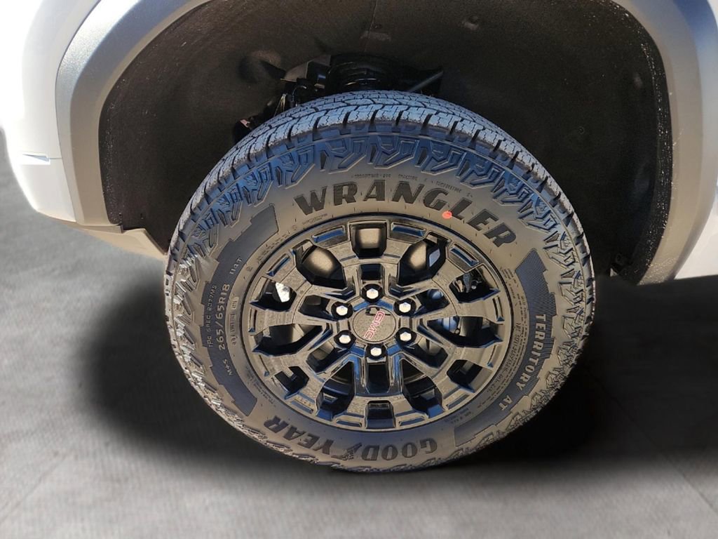 New 2026 GMC Canyon Elevation image 9