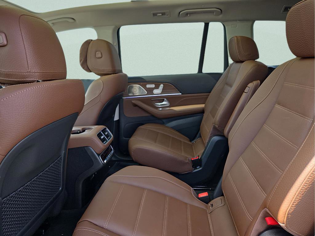 New 2026 Mercedes-Benz GLS 450 4MATIC image 12