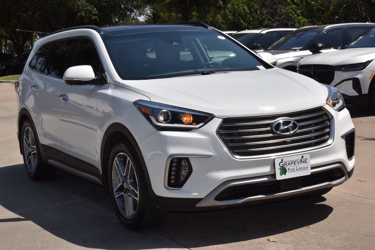 Used 2019 Hyundai Santa Fe XL FWD image 4