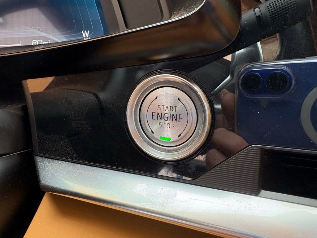 Used 2023 Chevrolet Corvette Stingray Premium Conv w/ Z51 Performance Package image 40