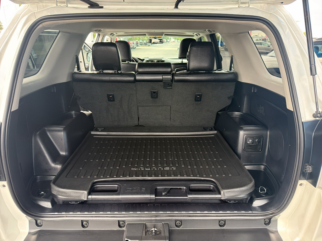 Used 2012 Toyota 4Runner Limited AWD/4WD image 13