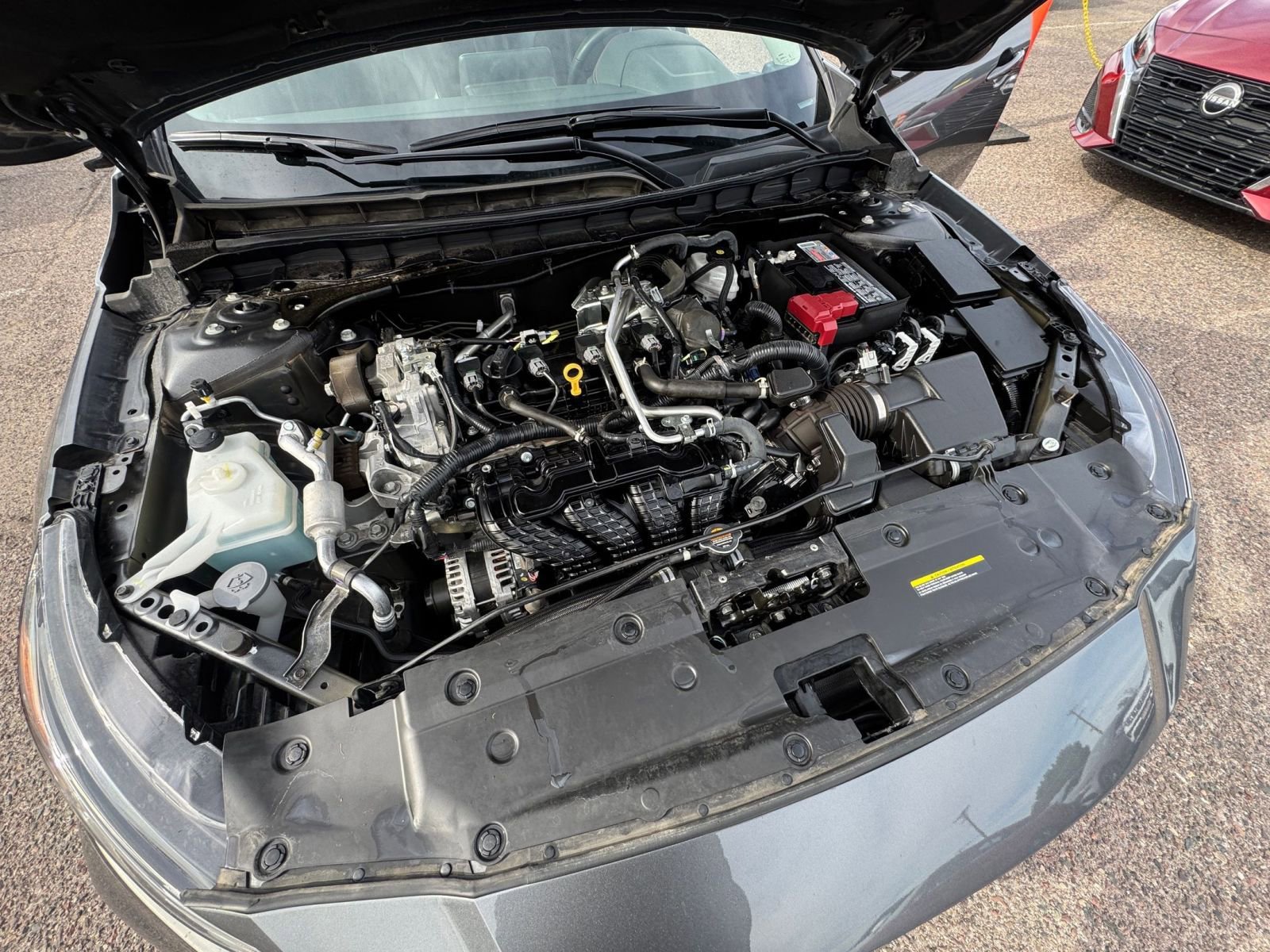 Used 2025 Nissan Altima 2.5 SR image 32