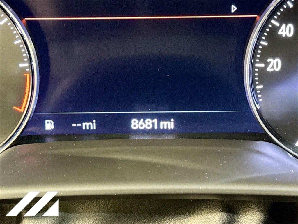 Used 2023 Buick Envision Essence image 14