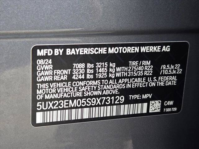 Used 2025 BMW X7 xDrive40i w/ Premium Package AWD/4WD image 25