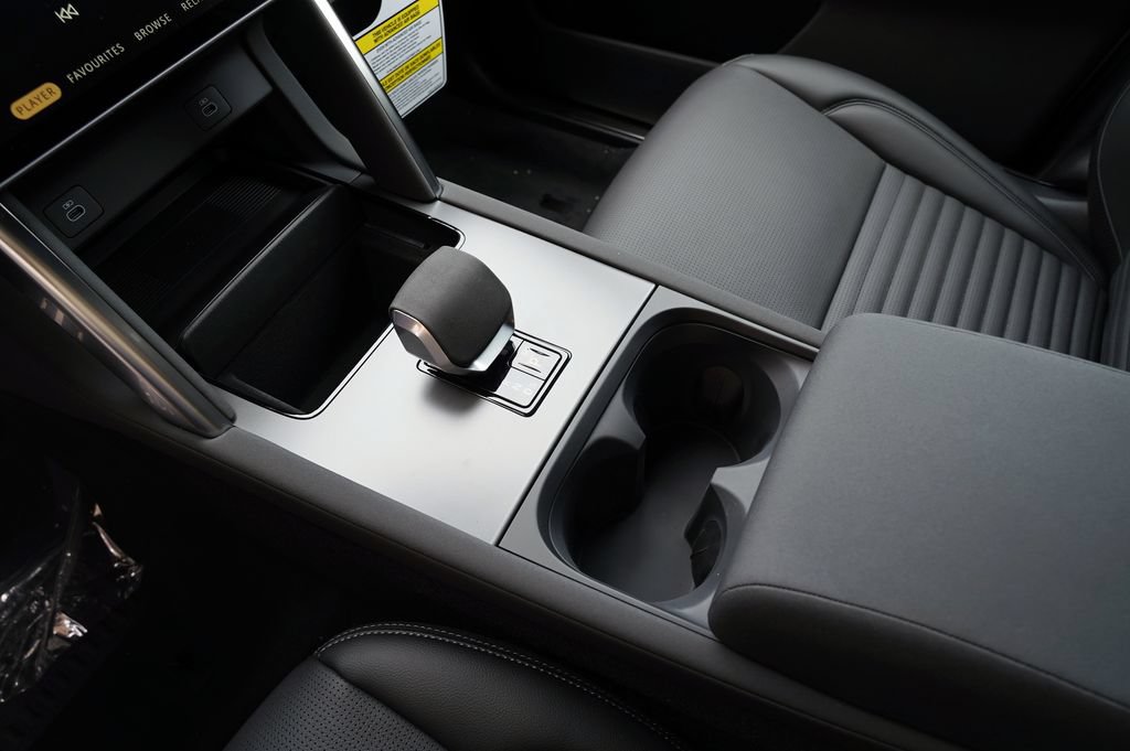 New 2026 Land Rover Discovery Sport Landmark AWD/4WD image 27