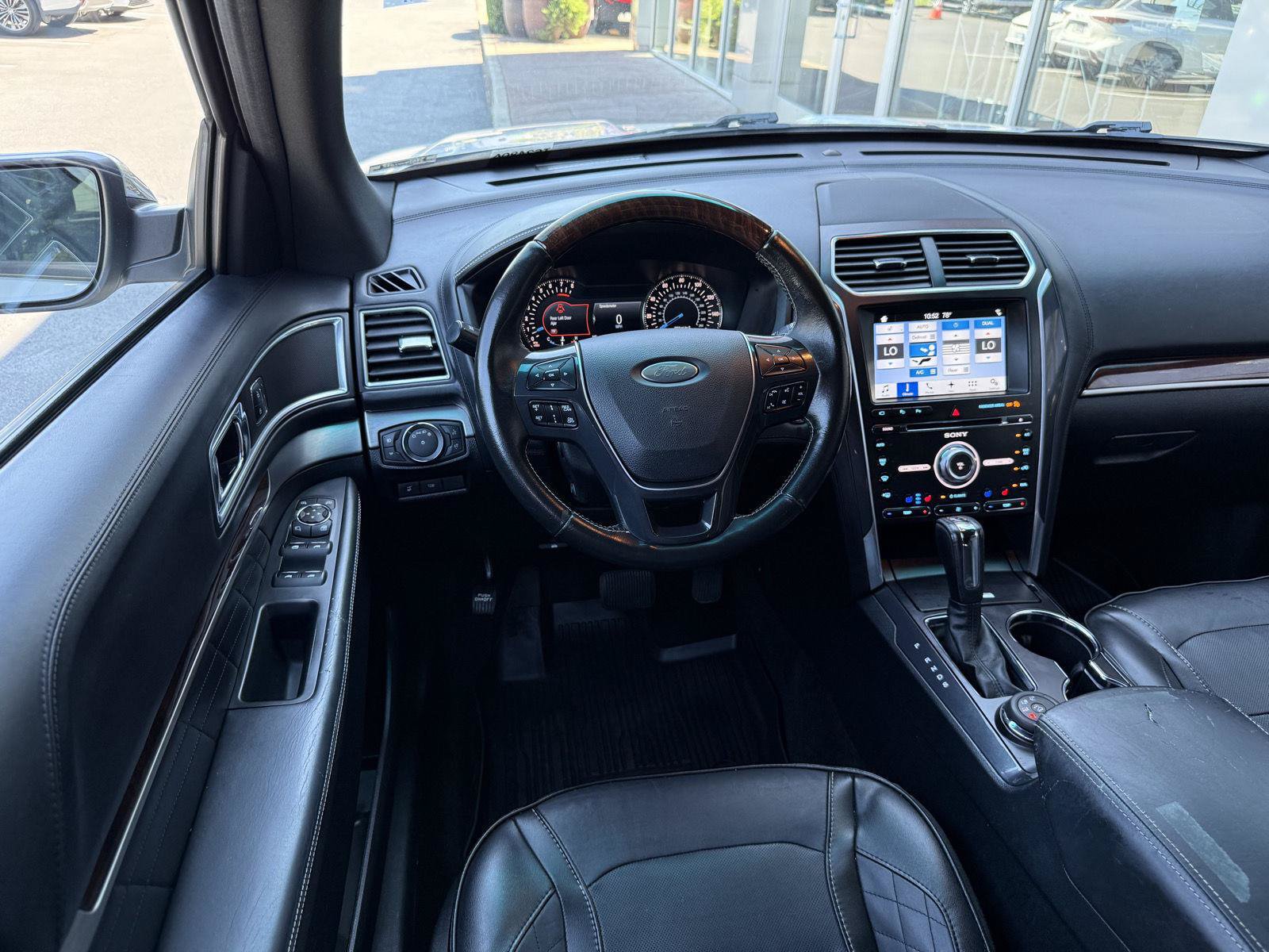 Used 2017 Ford Explorer Platinum AWD/4WD image 17