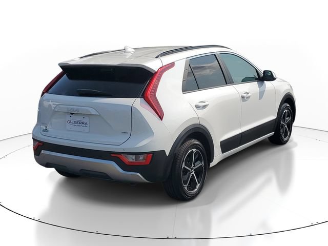 Certified 2024 Kia Niro EX FWD image 4
