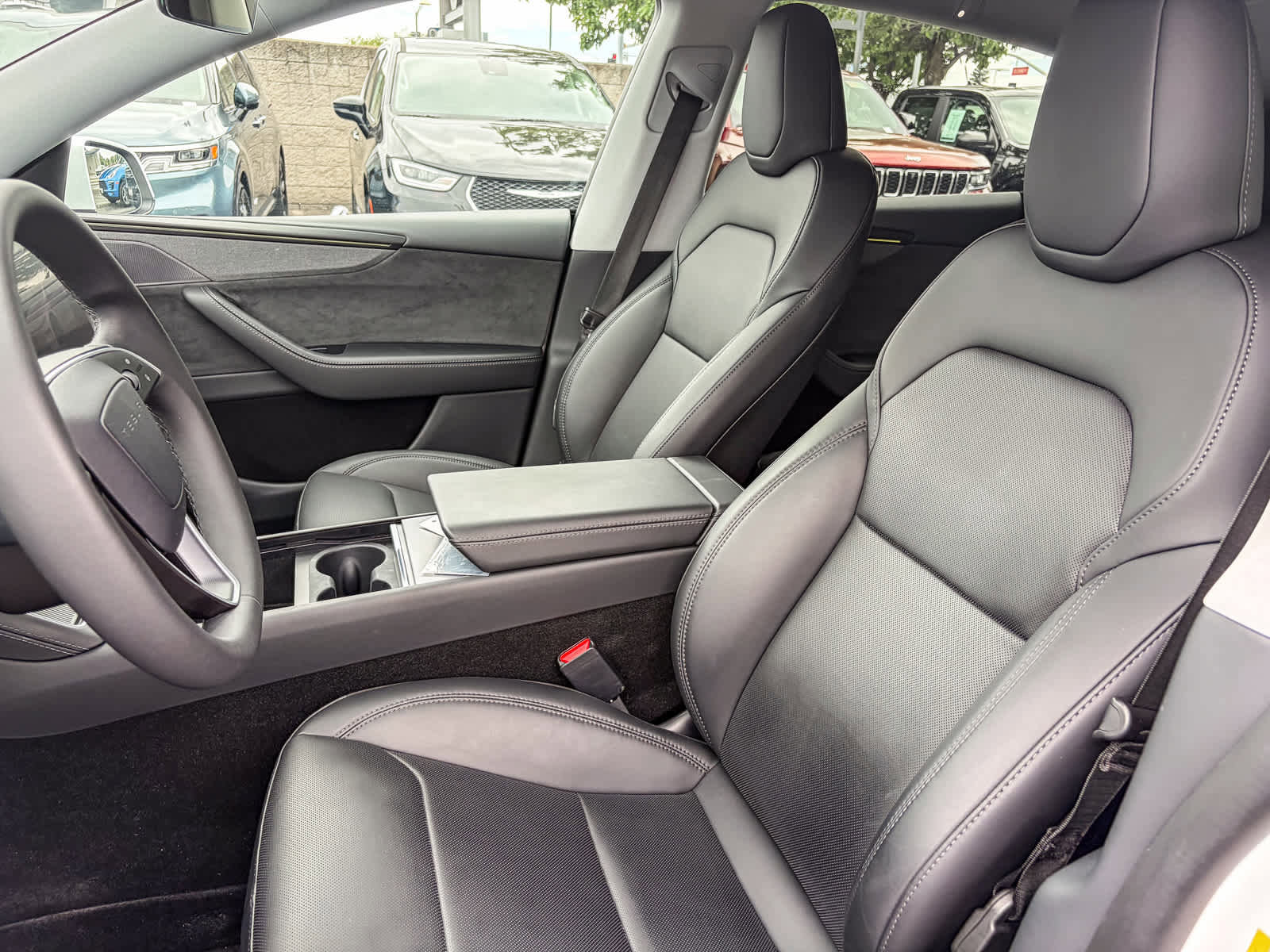 Used 2026 Tesla Model Y 2WD image 15